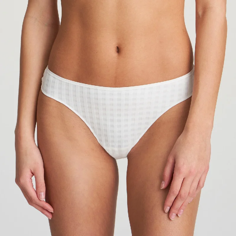 seamless high - cut women thongs for a seamless silhouetteAvero Thong | Natural
