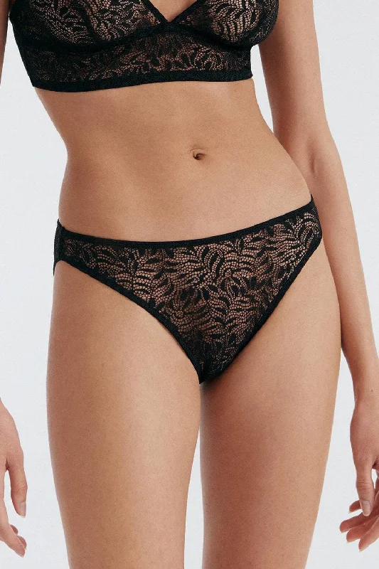 seamless push - up women briefs for a natural liftAcacia Brief Black, Size XL (UK 16)