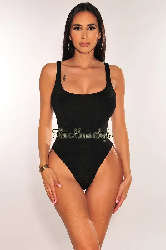 Neon Bodysuits to Stand Out at PartiesBlack Round Neck Sleeveless Bodysuit