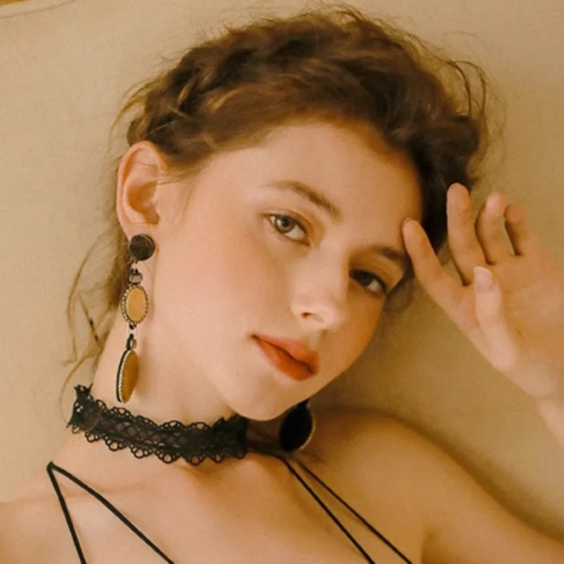 hypoallergenic women sexy lingerie materialsSexy Choker in Black and White