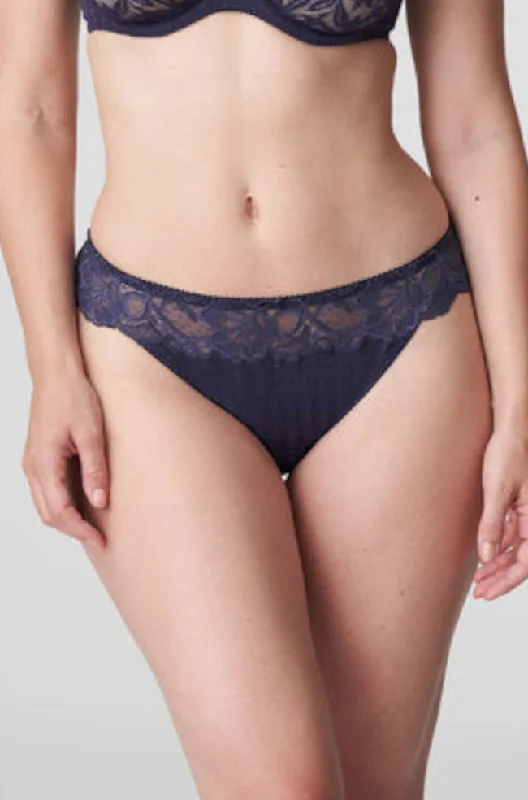 plunge wireless bras for a natural lookMadison G-String (Bleu Bijou)
