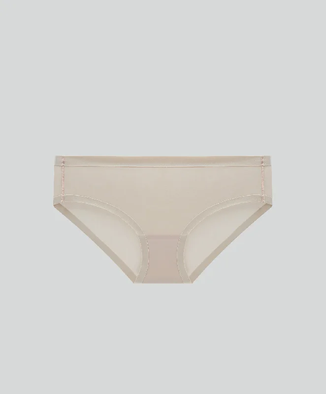 Bra with a silk - lined cup for a luxurious texture​ Bonded Dual Shine Boxshorts