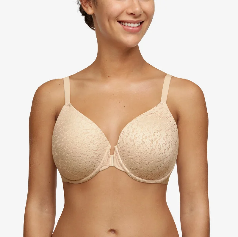 Bra with a push - up insert for extra cleavage on demand​ Chantelle Norah Rose Front Closure T Shirt Bra 13F6