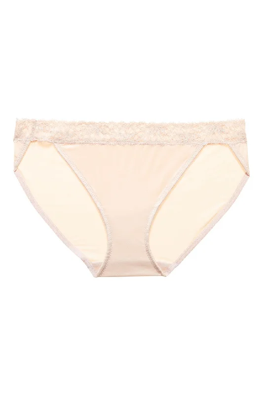 Full - cup bras providing maximum coverage and support​ Discreet Bikini
