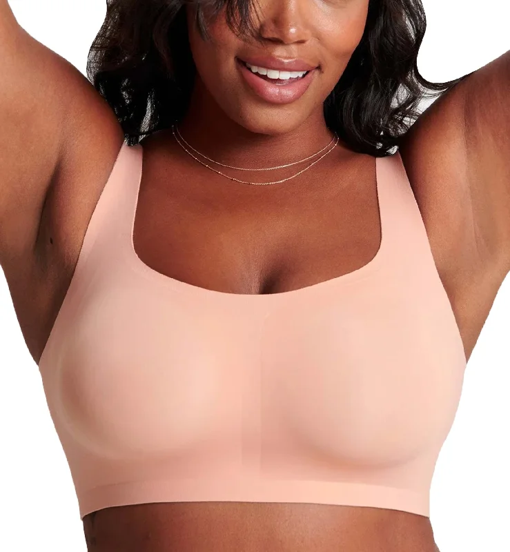 Bra with a plus - size underbust band for a secure fit Evelyn & Bobbie BOBBIE Scoop Bralette (1843) - Himalayan Salt Bra with a plus - size underbust band for a secure fit Evelyn & Bobbie BOBBIE Scoop Bralette (1843) - Himalayan Salt