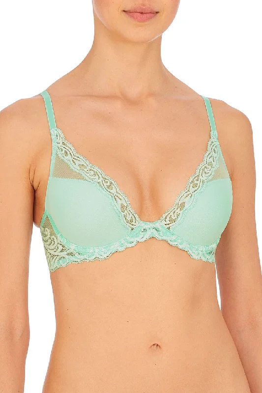 Bra with a bandeau style for a strapless and sleek look​ Feathers Bra | Julep