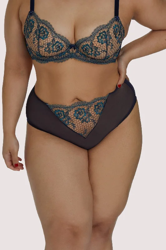 Bra with a single - strap design for a unique and modern style​ Evelina High Waist Curve Brief
