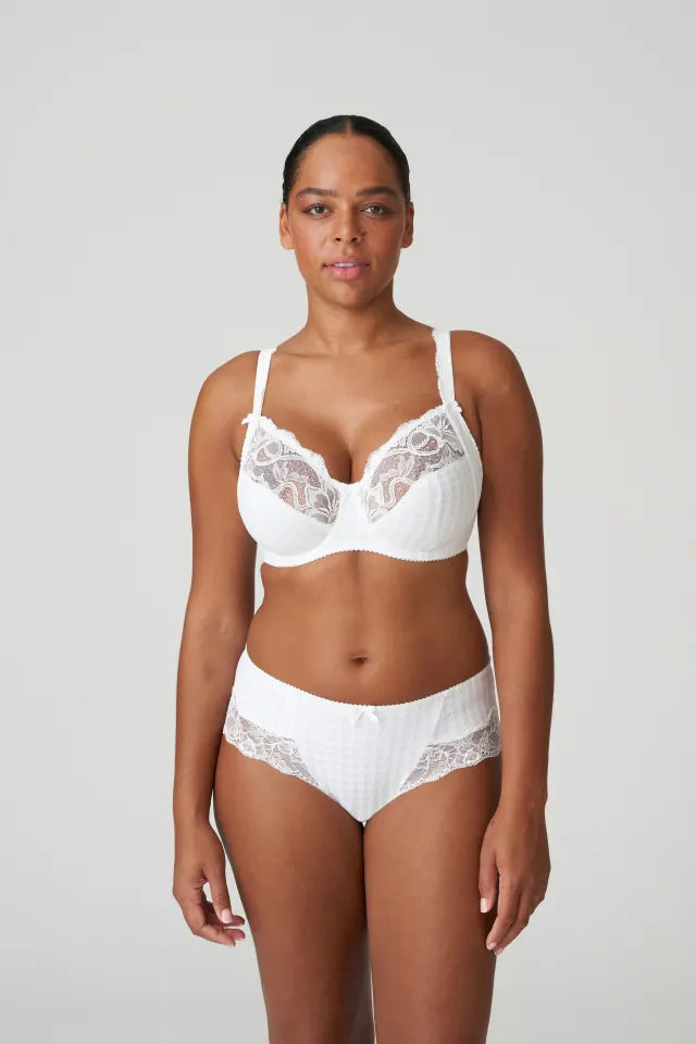 Polyester bras with moisture - wicking properties​ Primadonna Madison | White