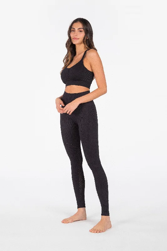 anti - chafing women sport bra for comfort during exerciseSeamless Soft Top