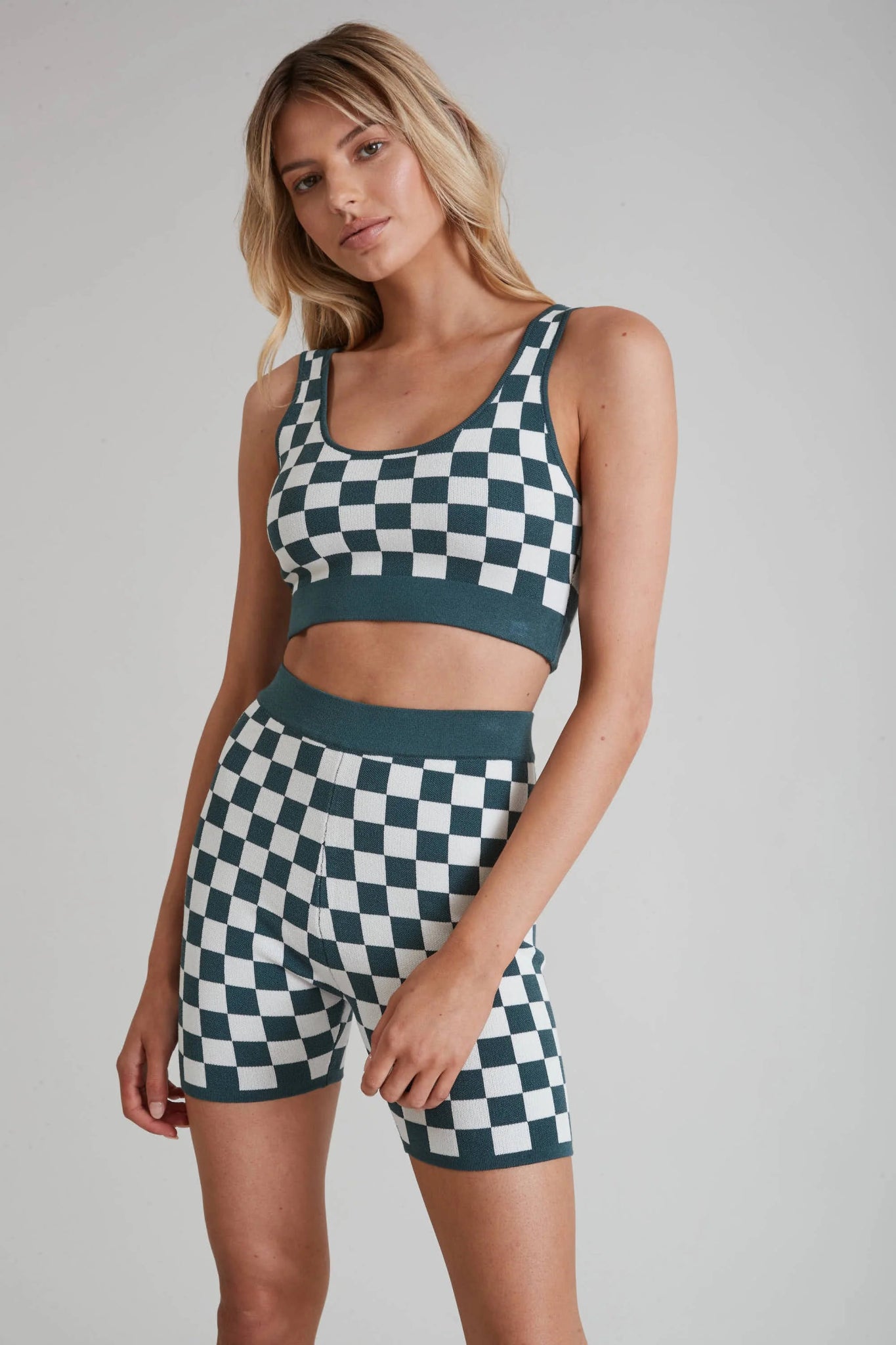 padded bras for added volumeCheck Mate Crop